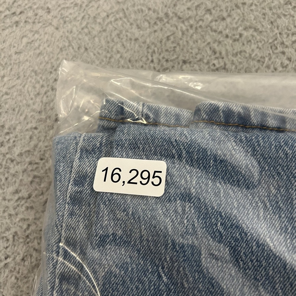 Levis Jeans Mens 34x30 Blue Denim 514 Slim Straight Light Wash Stretch American - Picture 15 of 15